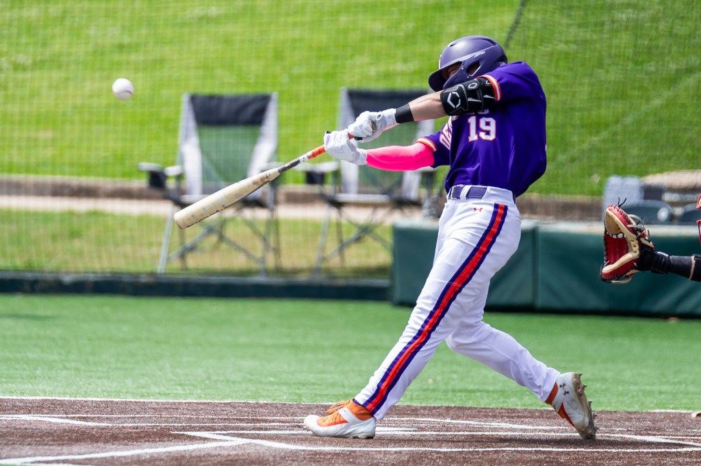 Baseball — Demons’ bats back sharp White in win at&nbsp;SFA